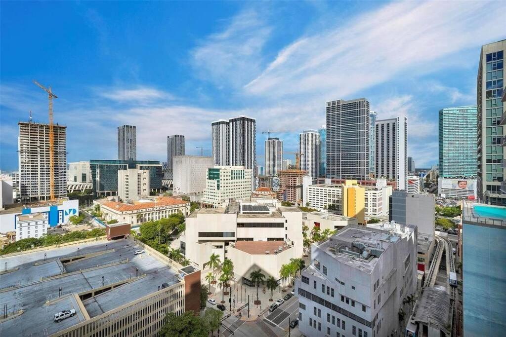 Charming 2 Bedroom Downtown Miami 2106 Free Parking المظهر الخارجي الصورة