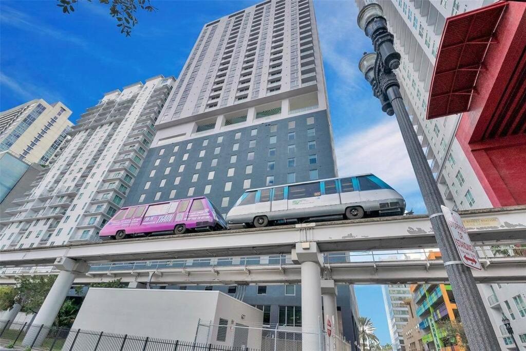 Charming 2 Bedroom Downtown Miami 2106 Free Parking المظهر الخارجي الصورة